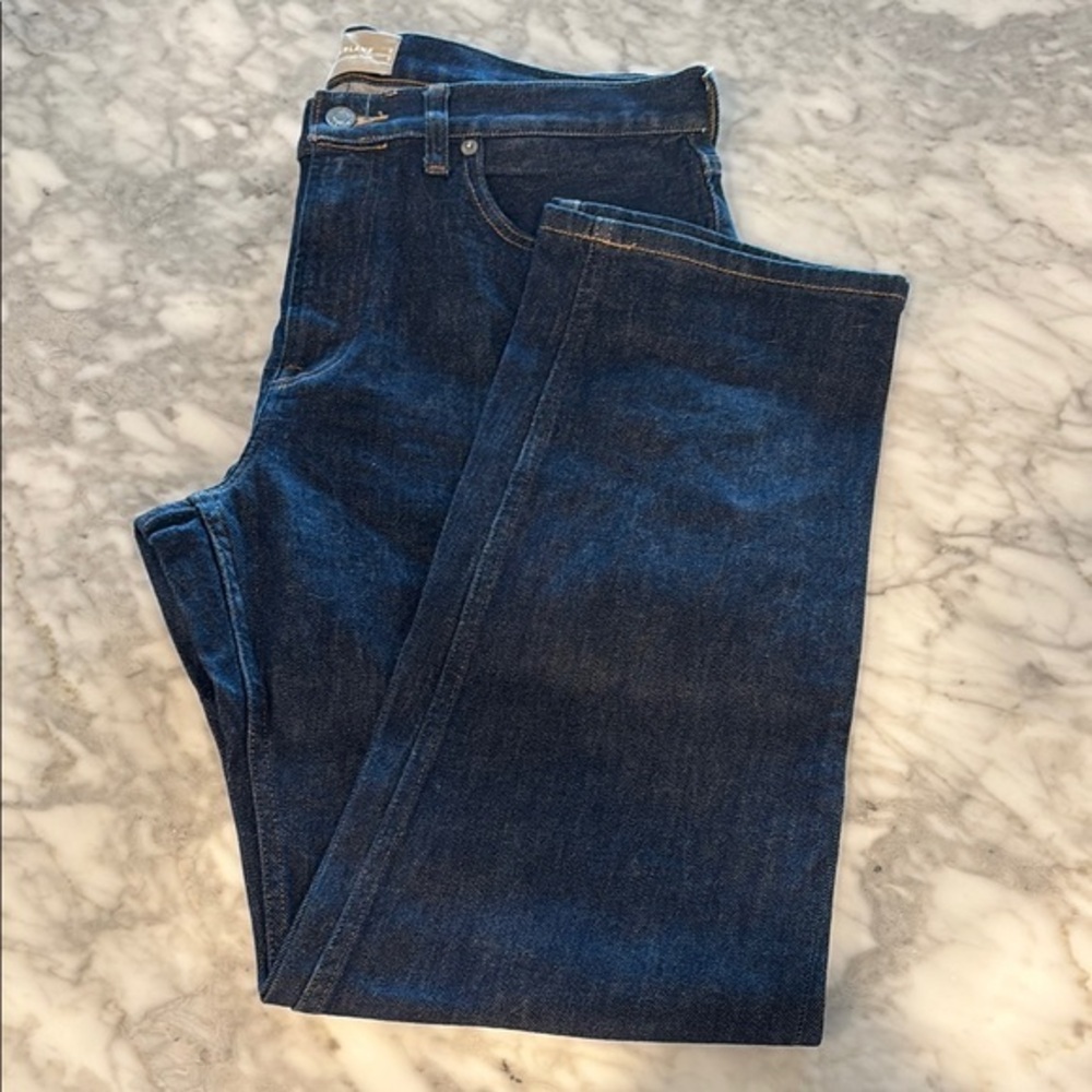 Everlane mid wash straight selvedge fit denim, 32x30